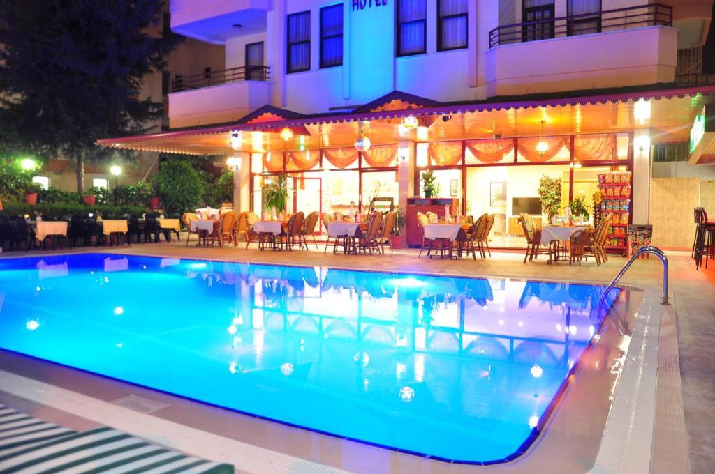 Amber-Rose Apart Hotel อลันยา ภายนอก รูปภาพ